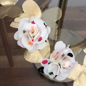 Flower Hair clips w/ multicolor design